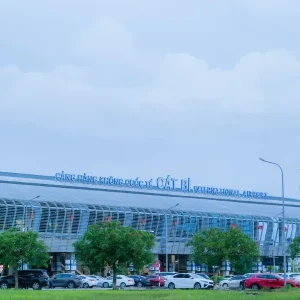 La Baie D'Halong À L'Aéroport De Cat Bi En Voiture - Voiture Privee Vietnam