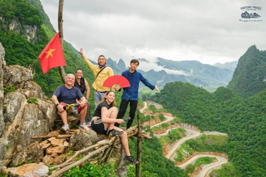 De l’île de Cat Ba à Ha Giang en voiture privée - Voiture Privée Vietnam