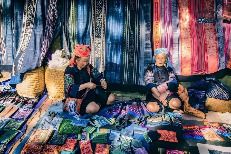 Sapa au marche de Bac Ha Voiture - Voiture Privee Vietnam