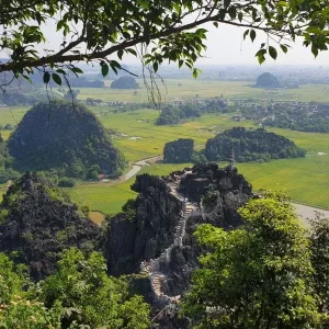 Voiture privée de Moc Chau à Ninh Binh - Voiture Privée Vietnam