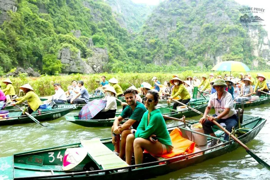 Voiture privée de Moc Chau à Ninh Binh - Voiture Privée Vietnam