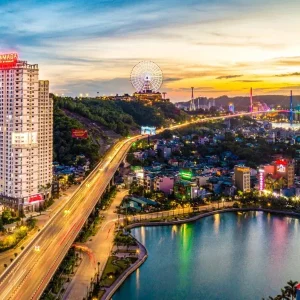 Transfert Privé De Ninh Binh à La Baie d’Halong - Voiture Privée Vietnam