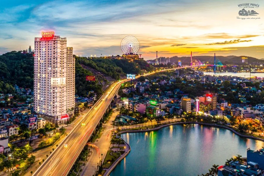 Transfert Privé De Ninh Binh à La Baie d’Halong - Voiture Privée Vietnam