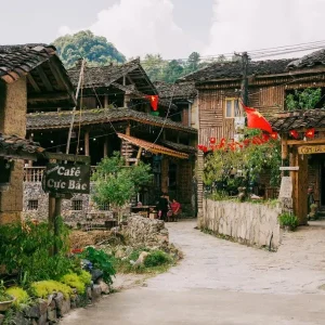 Transfert Privé De Sapa Au Village De Lo Lo Chai - Voiture Privée Vietnam